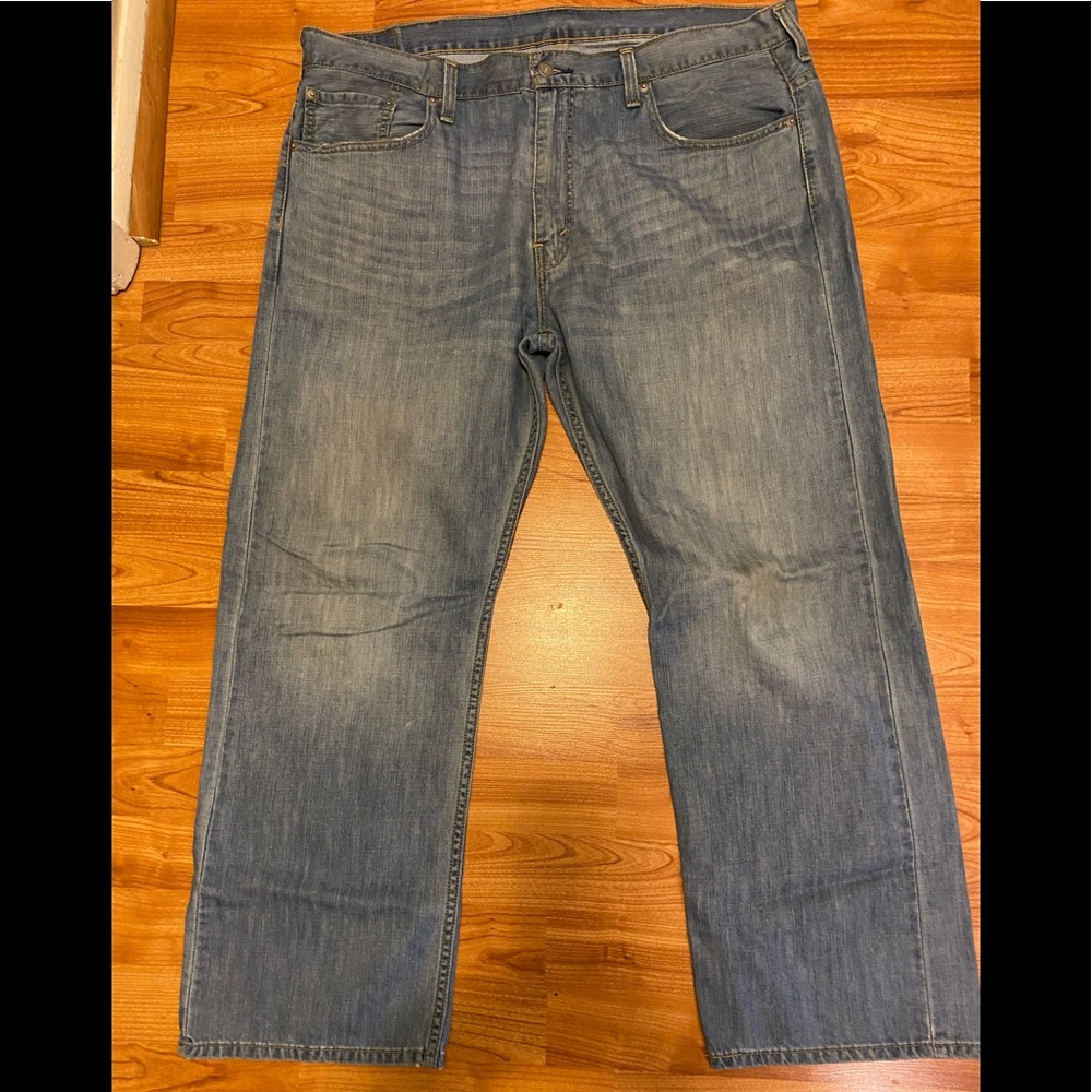 Levi’s 569 Jeans